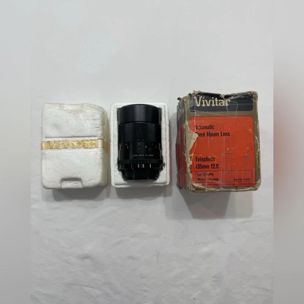 Vivitar 135mm F2.8 Auto Telephoto‎ Close Focus 135mm Lens